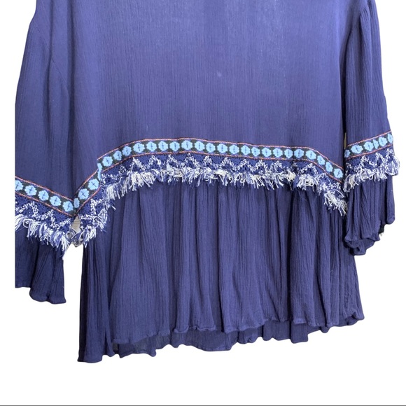 Joy Joy blue peasant blouse with embroidered detail size medium - Picture 4 of 7